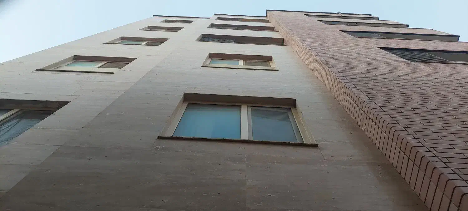 دوخوابه۱۰۰متر/لوکس/خریدازمالک ،بدون واسطه/مرکز شهر|فروش آپارتمان|شیراز, وصال|دیوار