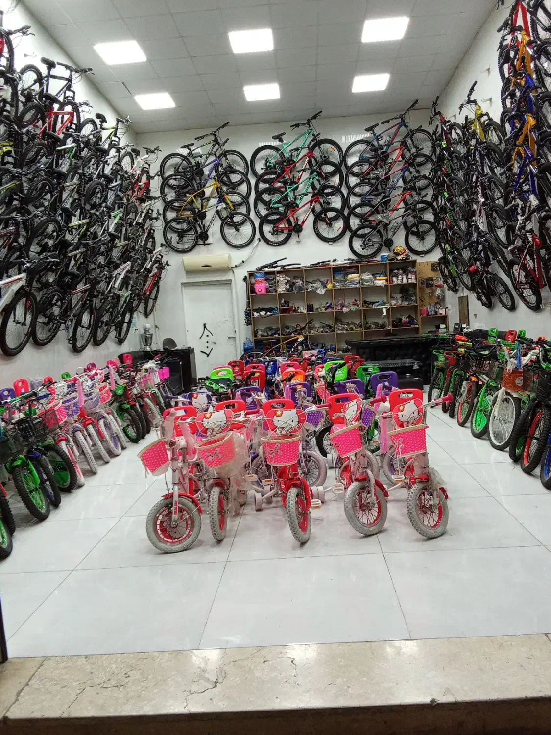 دوچرخه 10 ماهه بدون سود|دوچرخه، اسکیت، اسکوتر|گرگان, |دیوار