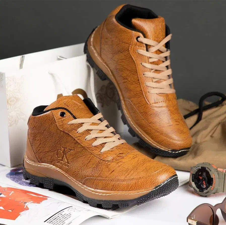 بوت و نیم بوت مردانه|کیف، کفش، کمربند|کاشان, باغ فین|دیوار