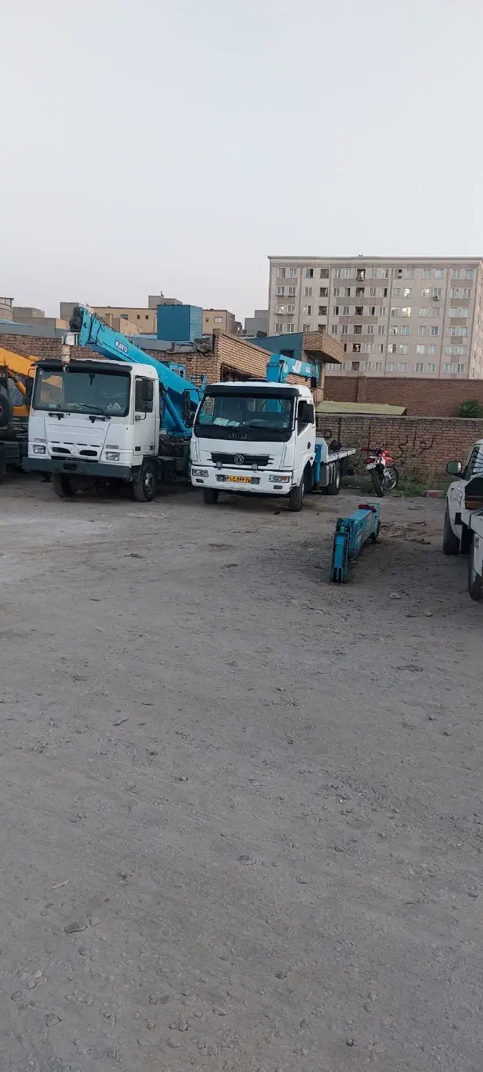 جرثقیل خاورکفی   ۳تن   شبانه روز    حمل به شهرستان|خدمات حمل و نقل|تبریز, |دیوار