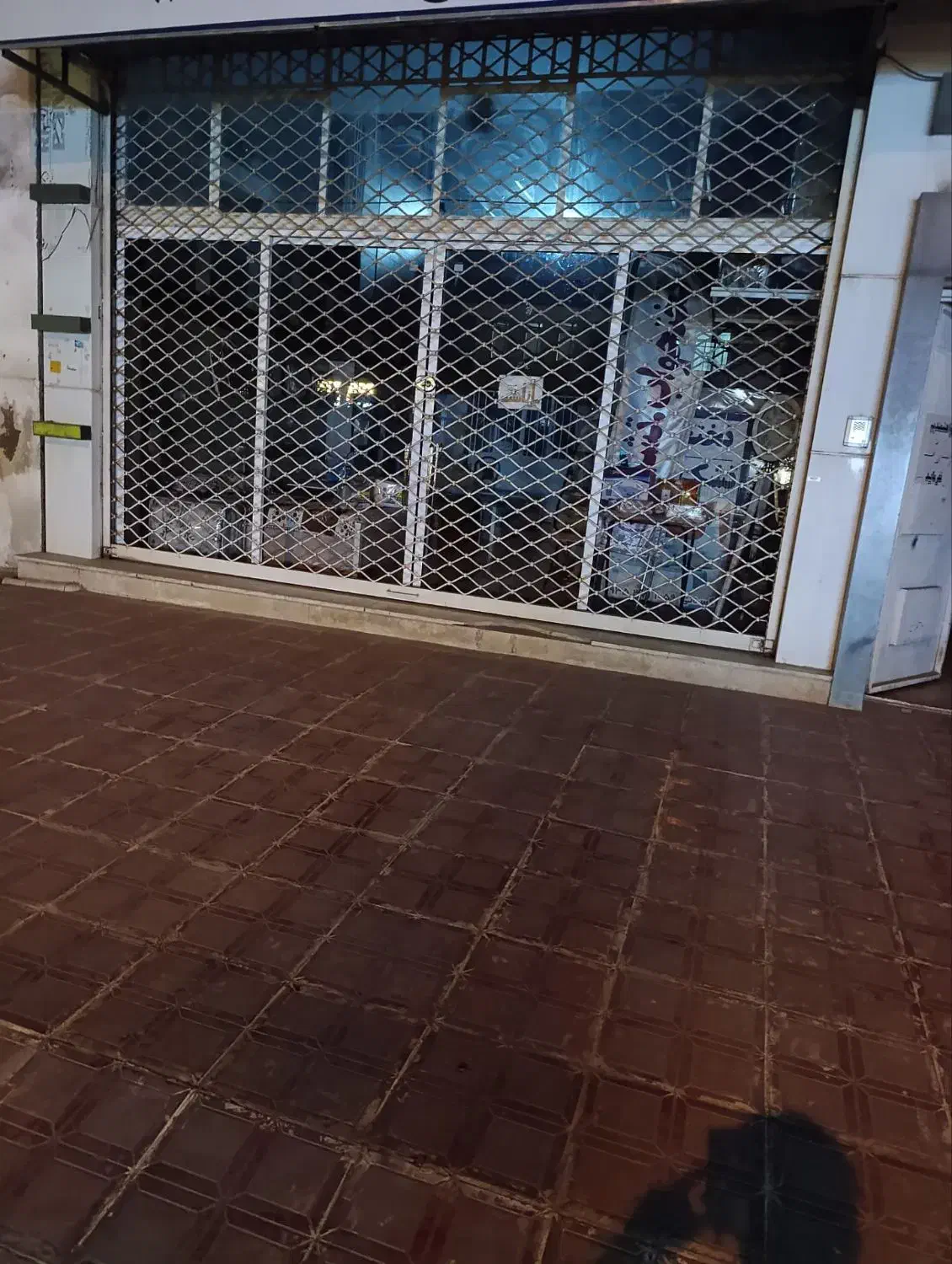 اجاره ورهن مغازه۱۰۵متری چهارراه پمپ بنزین|اجارهٔ مغازه و غرفه|آق قلا, |دیوار