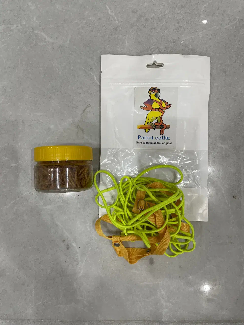 جلیقه طوطی و عروس هلندی و کرم غذای پرنده و ماهی|لوازم جانبی حیوانات|بیرجند, |دیوار