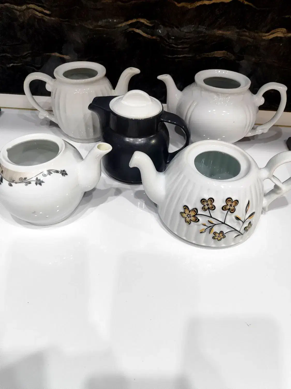 قوری سالم و نو|قوری، کتری، قهوه‌ساز دستی|رشت, گلسار|دیوار