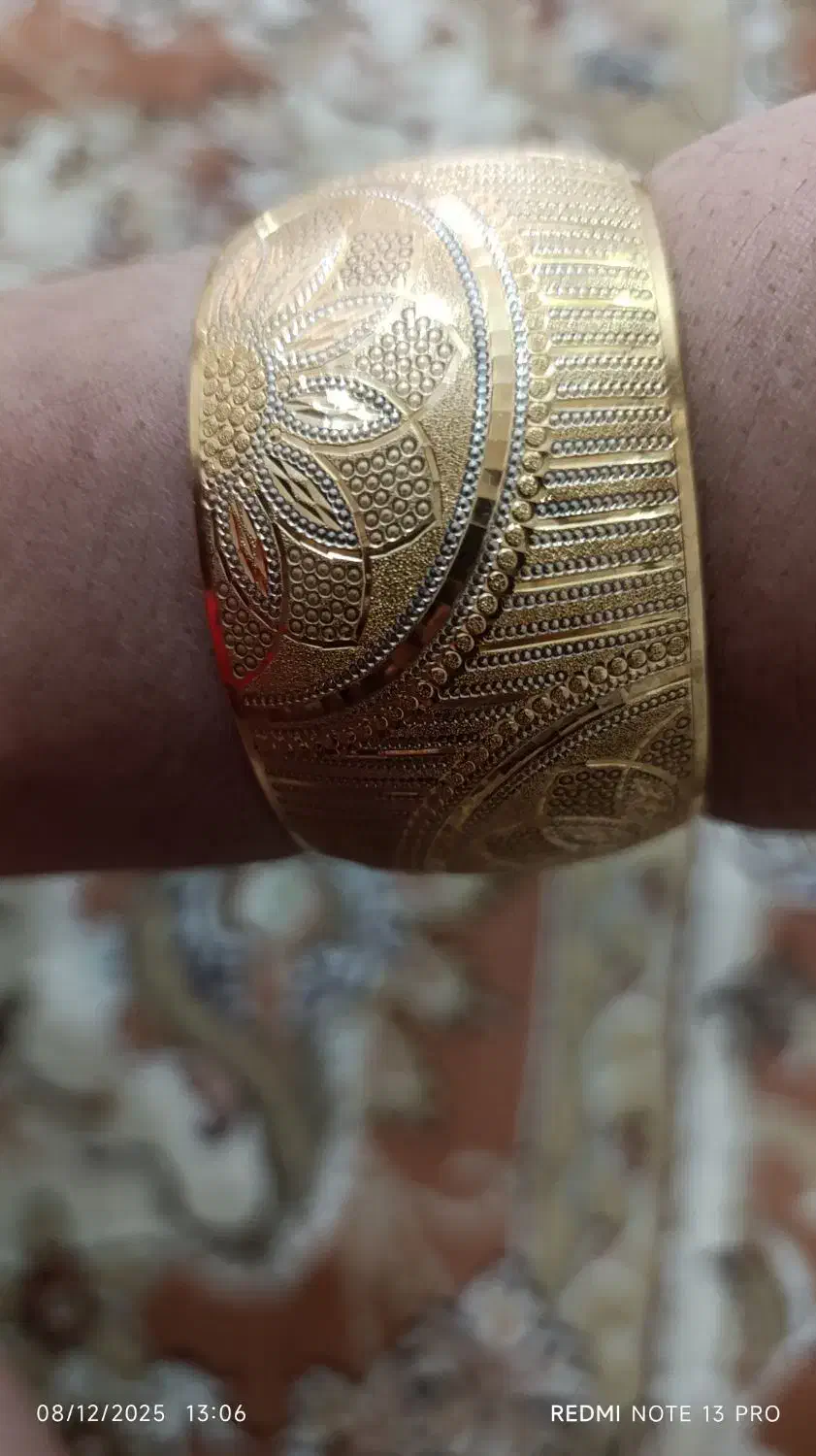 طلا کارکرده|جواهرات|هرسین, |دیوار