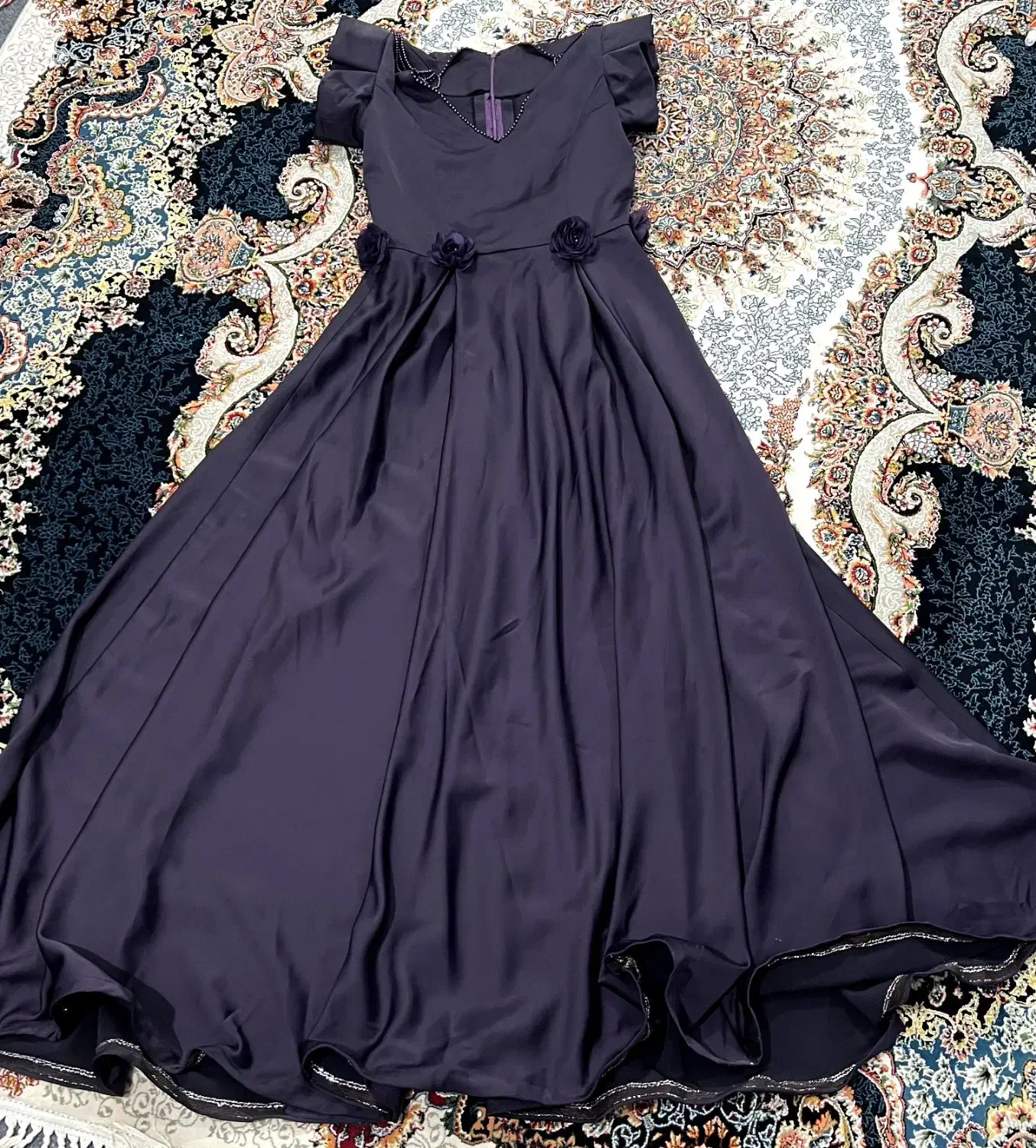 لباس مجلسی|لباس|فیروزآباد (فارس), |دیوار