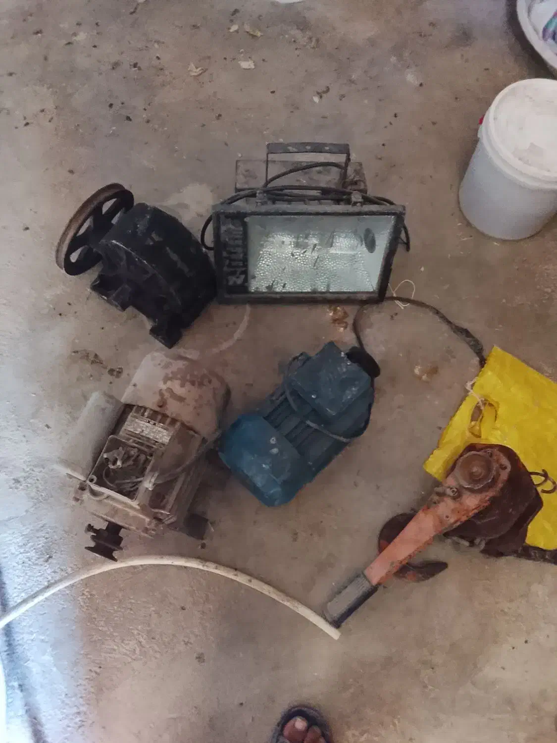 دینام چهار اسب و 6.9اسب|ماشین‌آلات صنعتی|مسجد سلیمان, |دیوار