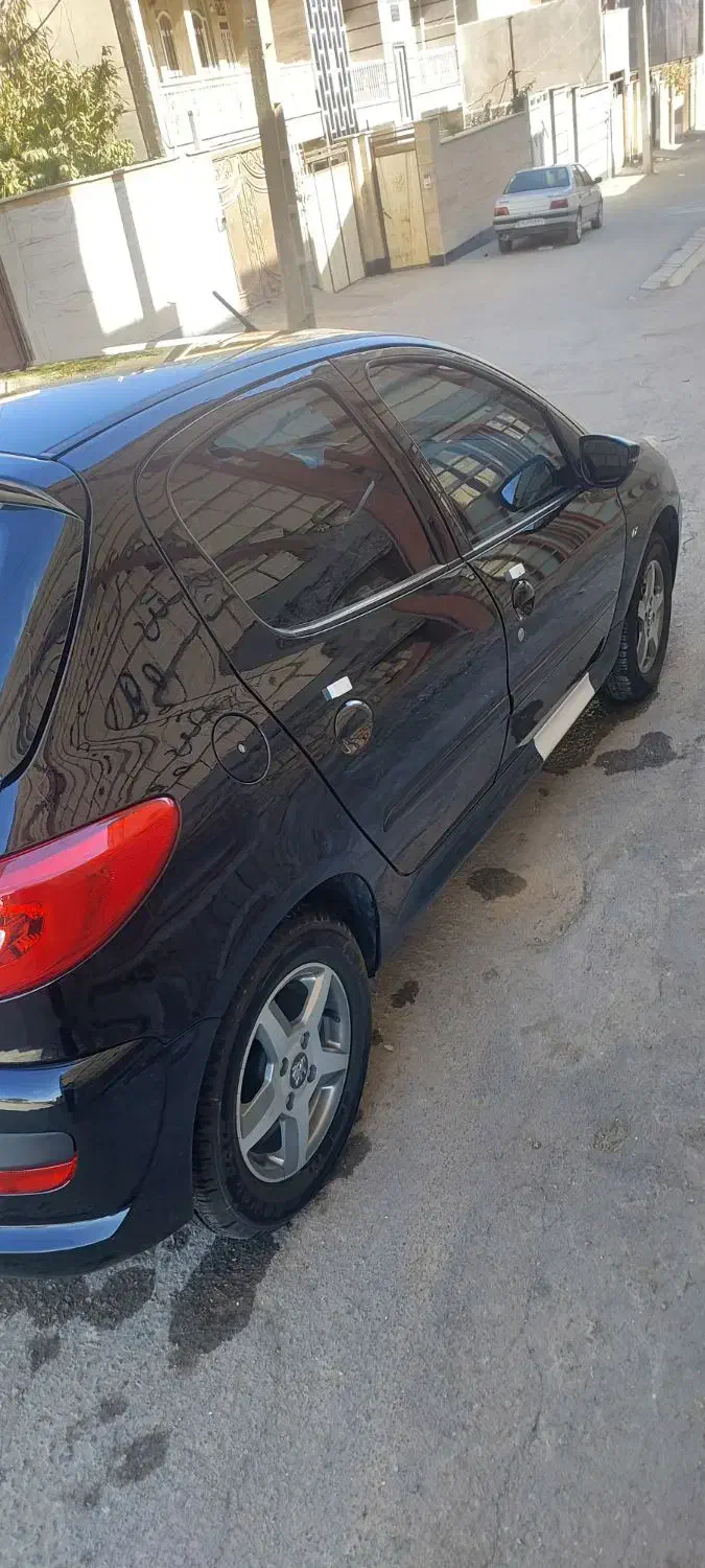 پژو ۲۰۷ هیدرولیک مشکی متالیک مدل ۱۴۰۴|خودرو سواری و وانت|کرمانشاه, |دیوار