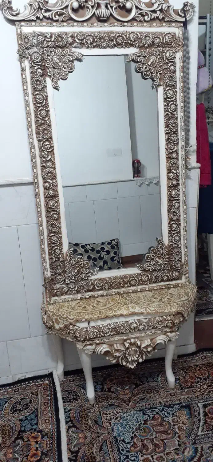 ساعت ایستاده ..و آینه شمدون|بوفه، ویترین، کنسول|قم, نیروگاه|دیوار