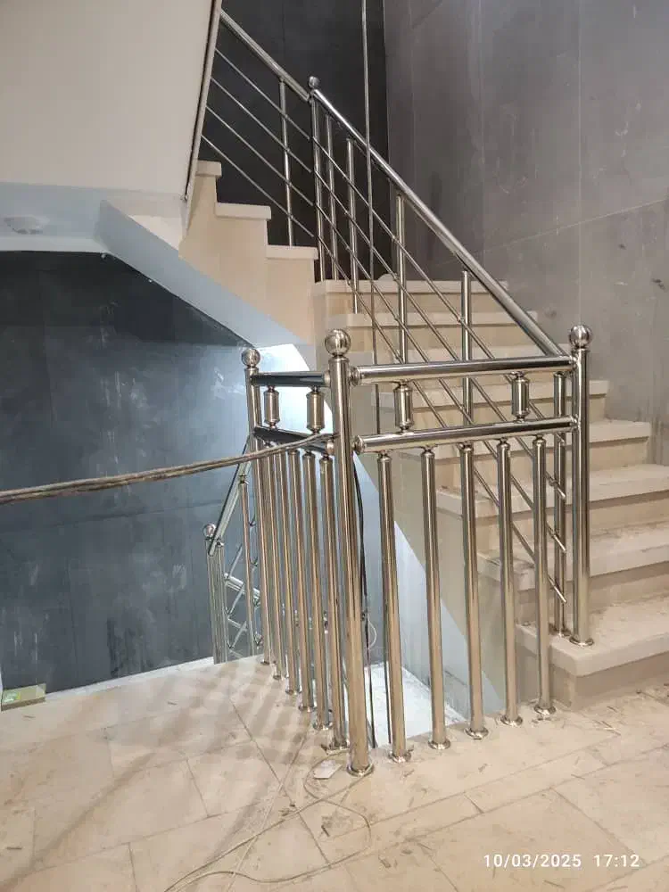 نرده استیل ایزدی|مصالح و تجهیزات ساختمان|یزد, |دیوار