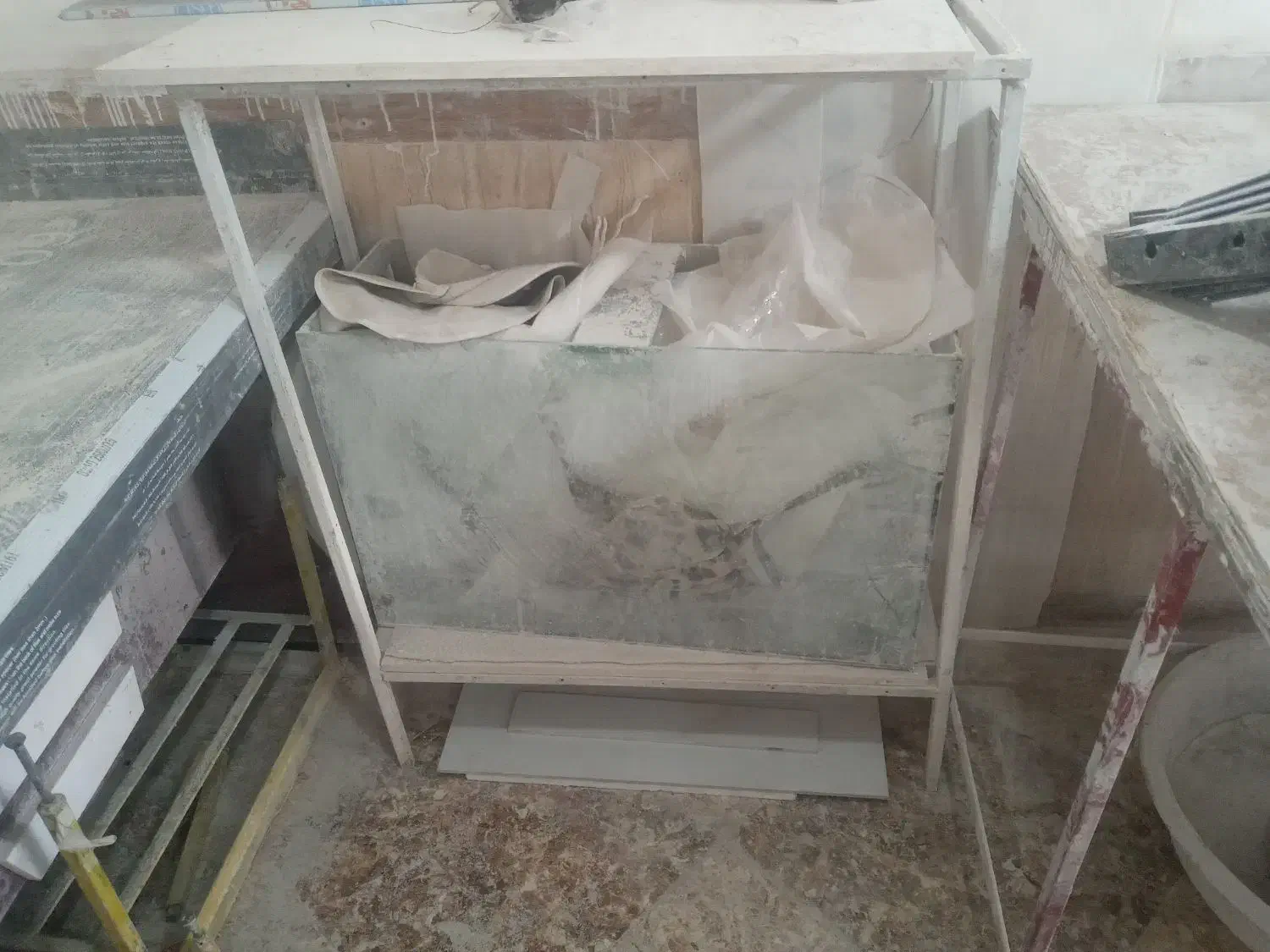 شیشه آکواریوم قابل معاوضه|ماهی|بوکان, |دیوار