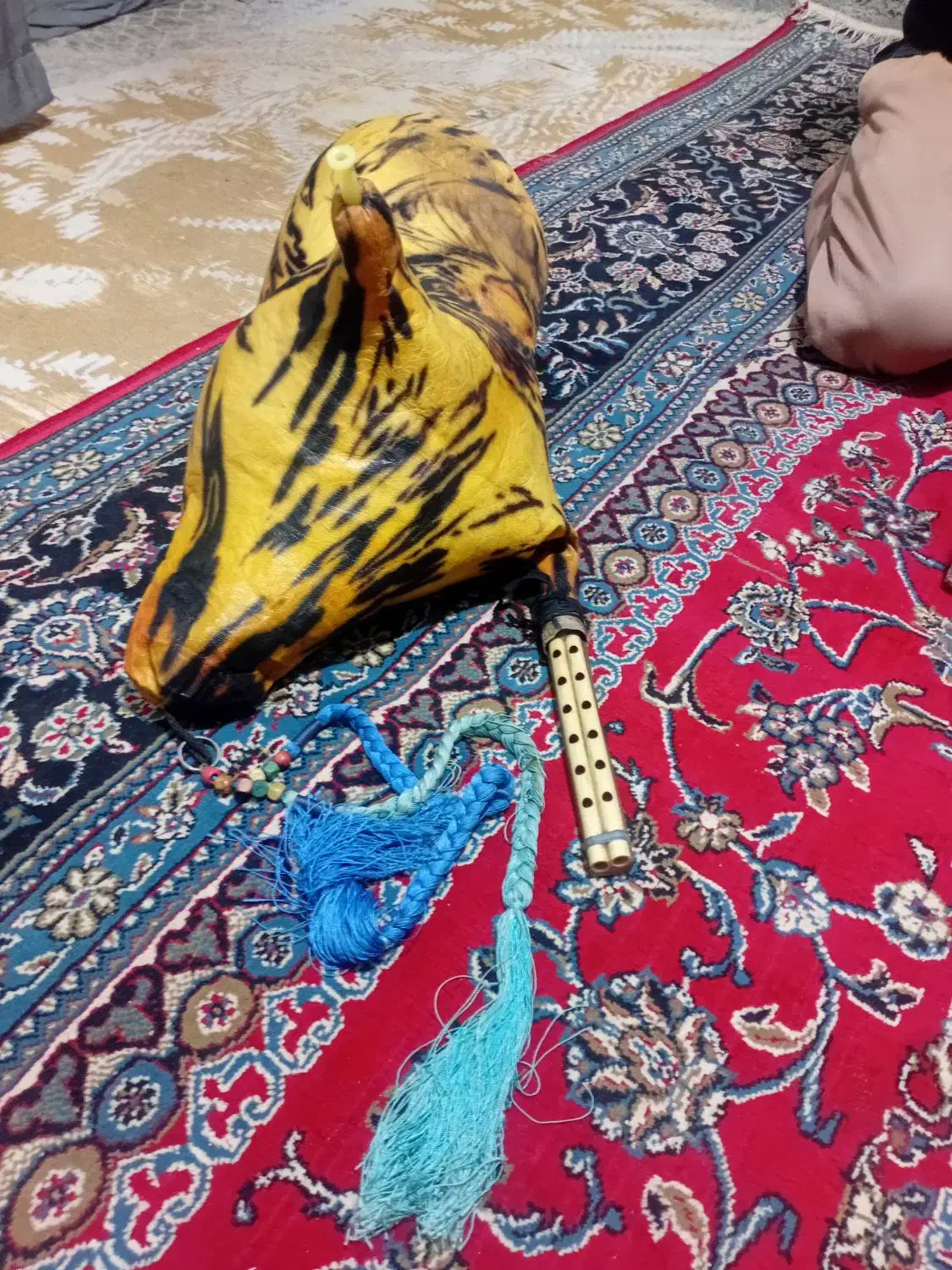 نی انبان|سازهای بادی|دوگنبدان, |دیوار