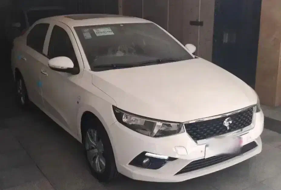 تارا وی 4|خودرو سواری و وانت|همدان, |دیوار