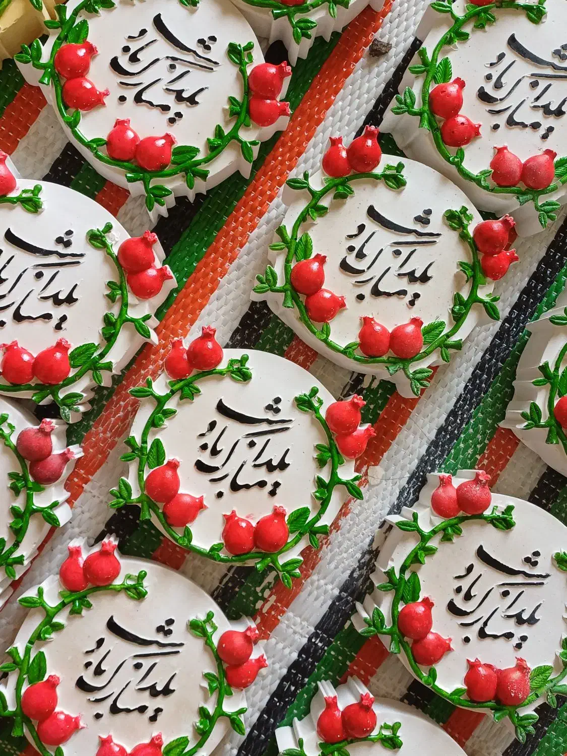 استند شب یلدا|مجسمه، تندیس، ماکت|اهواز, فدک|دیوار