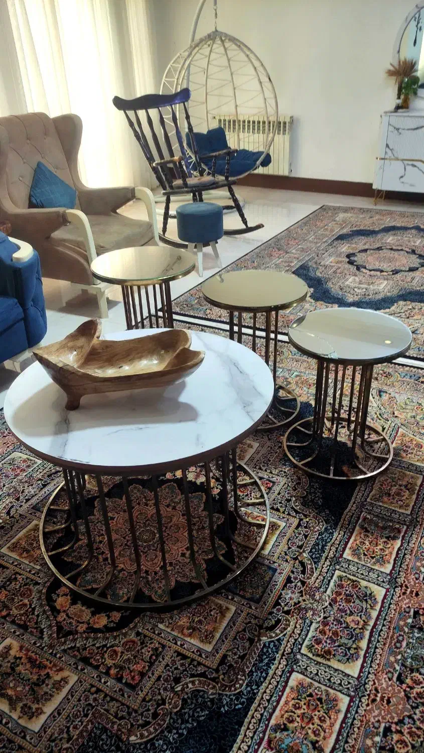 میز عسلی و جلو مبلی ۴ تیکه استیل طلایی|مبلمان خانگی و میز عسلی|ساری, |دیوار