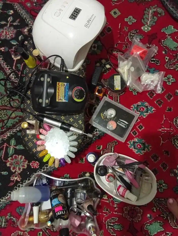 دستگاه کاشت ناخون و دستگاه تتو|آرایشی، بهداشتی، درمانی|اردبیل, |دیوار