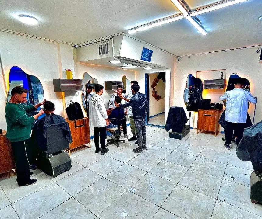 جذب مدل اصلاح|خدمات آرایشگری و زیبایی|سبزوار, گلشن|دیوار