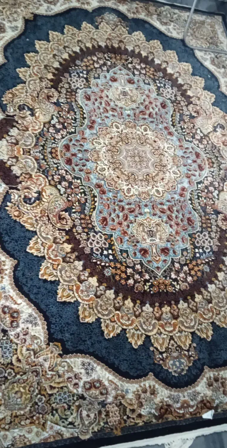 دوتا فرش ۹متری..یک عدد ۶متری و یک‌۴متری|فرش|باغستان, |دیوار