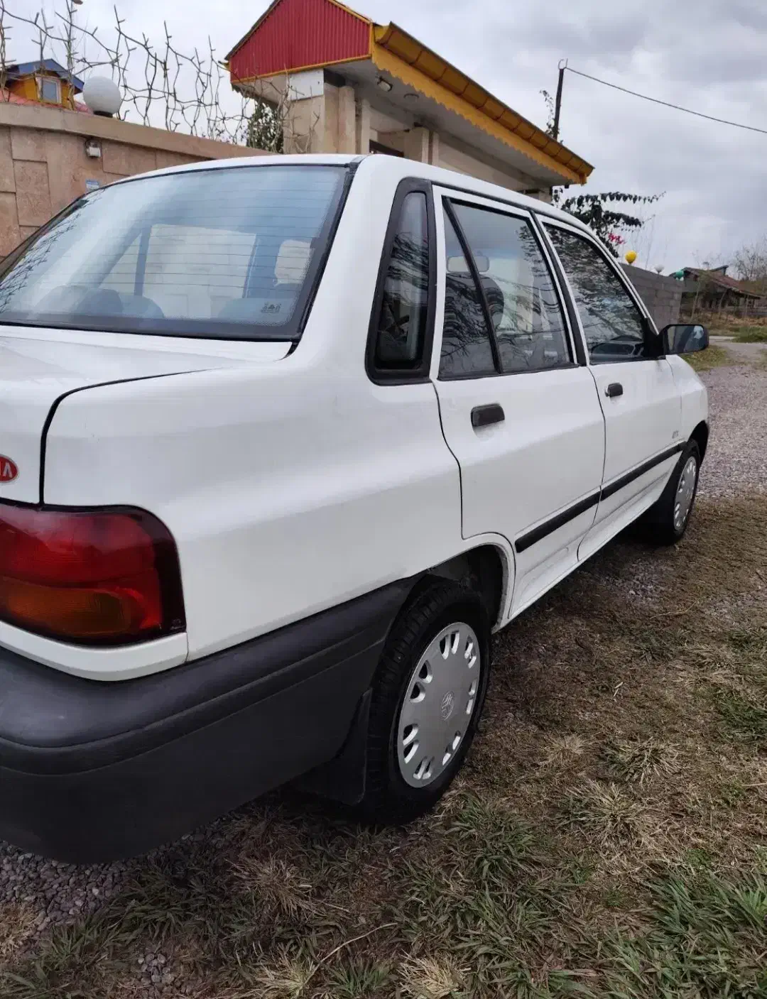 پراید ۸۱ بیرنگ|خودرو سواری و وانت|رشت, یخسازی|دیوار