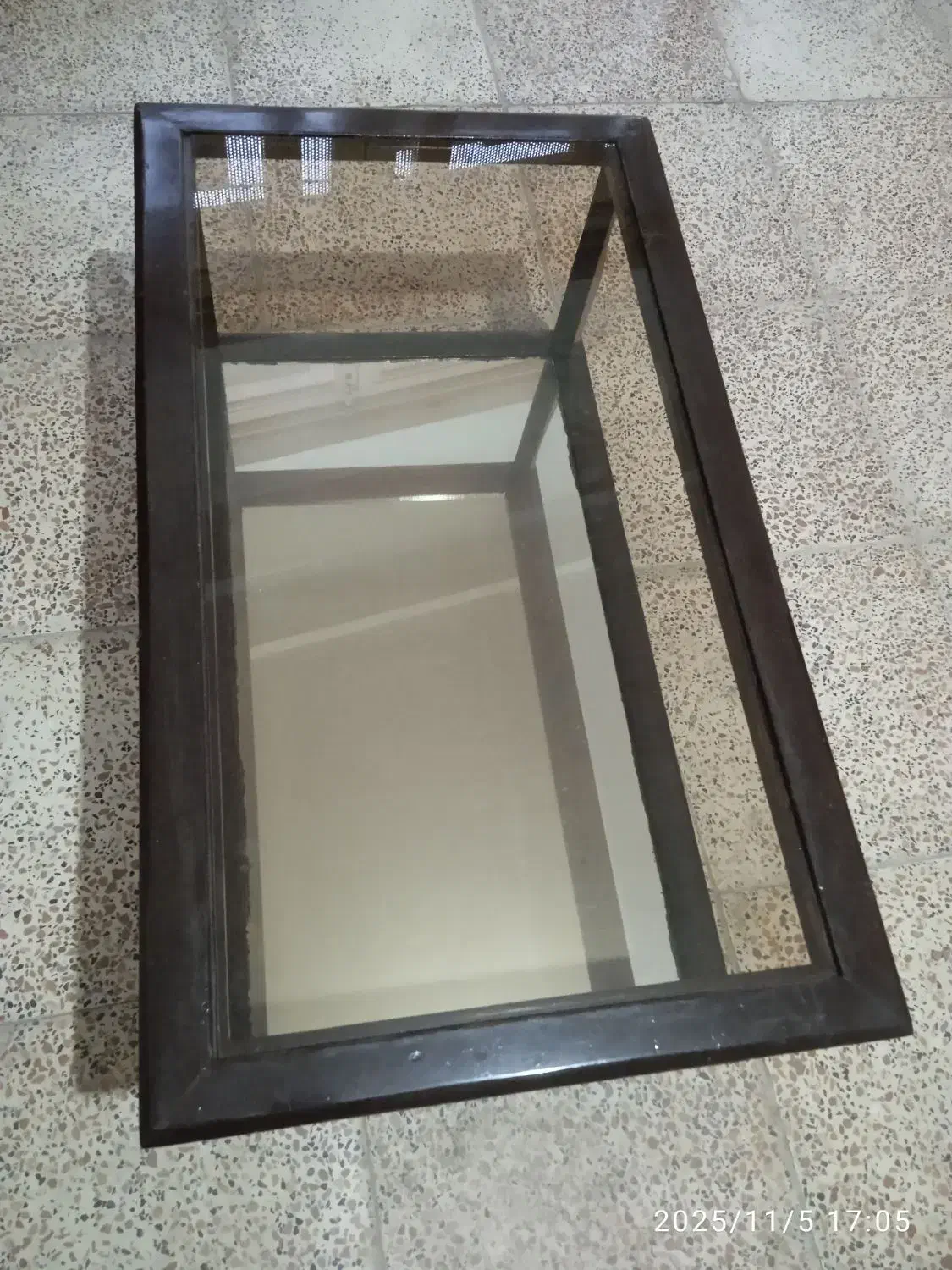 جلو مبلی شیشه ای سایز بزرگ|مبلمان خانگی و میز عسلی|وحیدیه, |دیوار