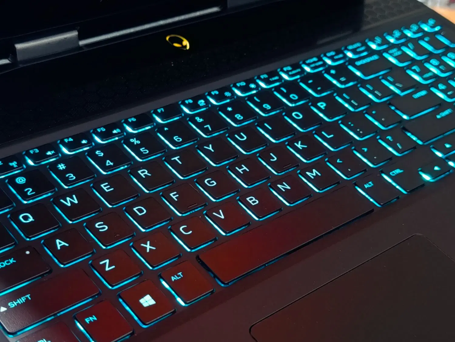 لپتاپ گیمینگ پرچمدار Alienware core i7 گرافیک 6G|رایانه همراه|شیراز, فرگاز|دیوار