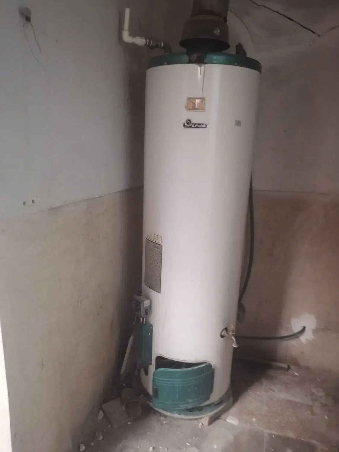 آبگرمکن ایستاده ایران شرق|آبگرمکن، پکیج، شوفاژ|زرند, |دیوار