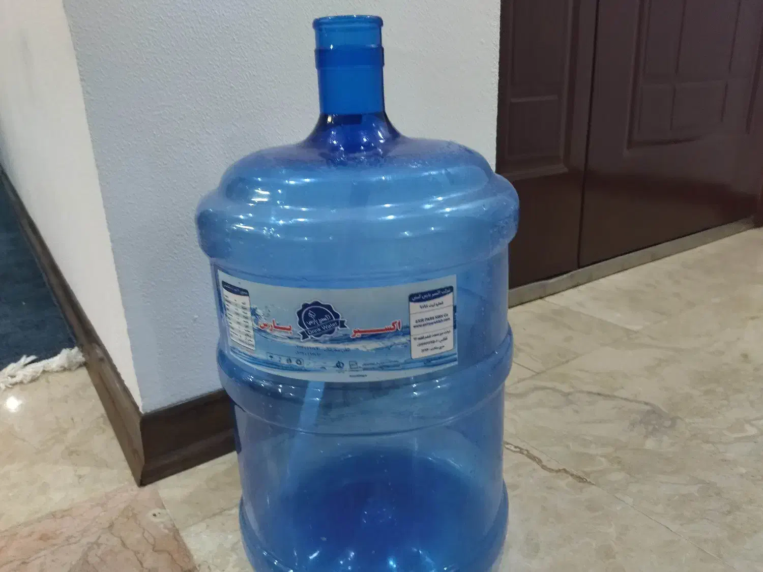 گالن ۲۰ لیتری اب|ظروف نگهدارنده، پلاستیکی، یک‌بارمصرف|کیش, |دیوار