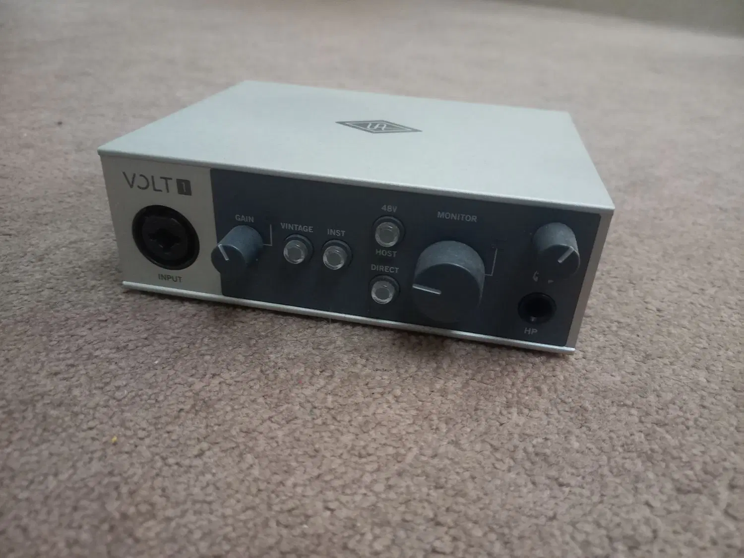 کارت صدای universal audio Volt1|آلات موسیقی|تهران, امیرآباد|دیوار