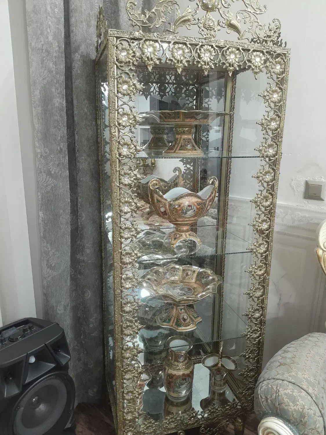 تابلوی ون یکاد|مبلمان خانگی و میز عسلی|قرچک, زیبا شهر|دیوار