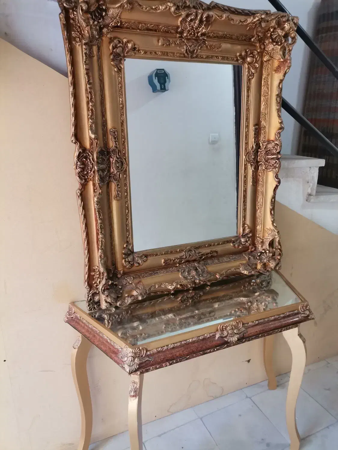 آینه ومیزآینه|آینه|بیرجند, |دیوار