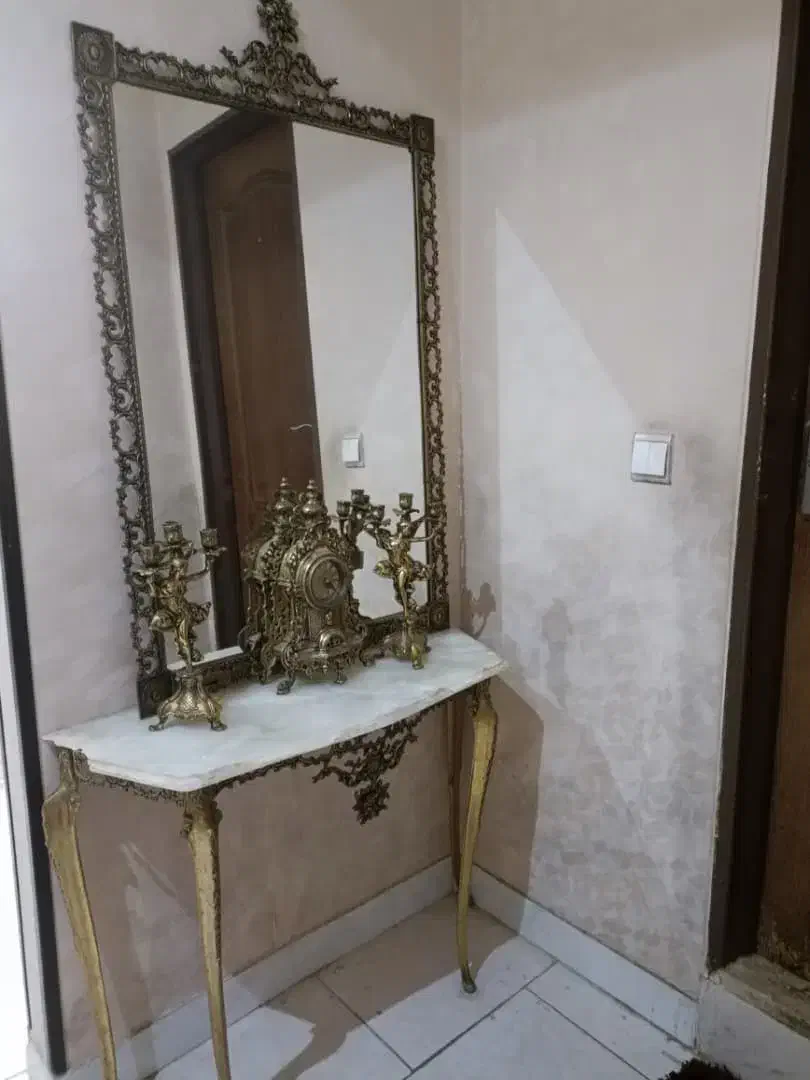 آینه و کنسول|مبلمان خانگی و میز عسلی|کرج, مهرویلا جنوبی|دیوار