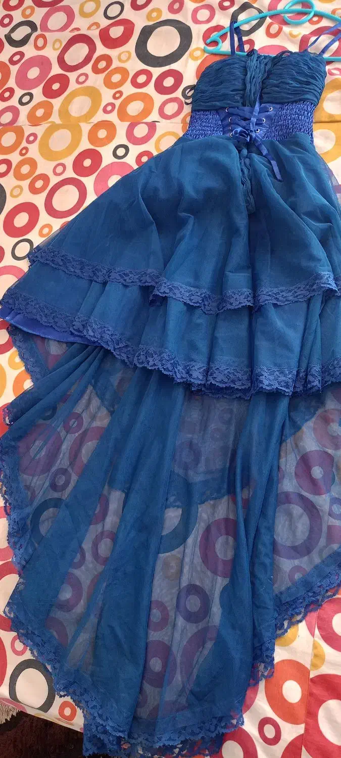 لباس مجلسی|لباس|مشهد, عیدگاه|دیوار