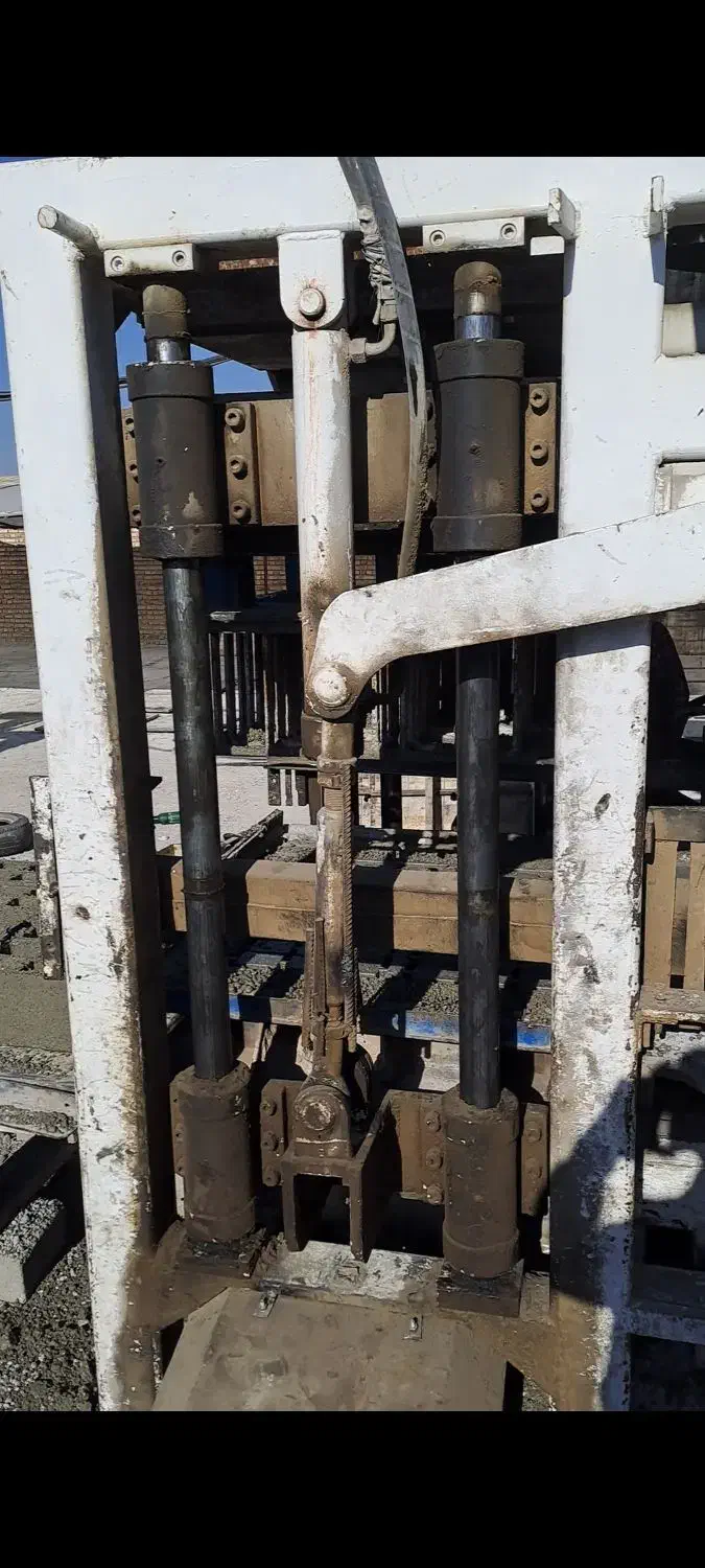 دستگاه بلوک زنی اتوماتیک|ماشینآلات صنعتی|جلفا, |دیوار