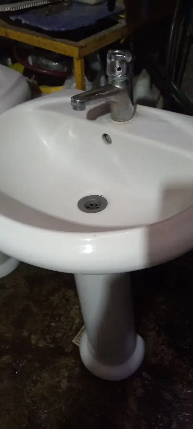 دو عدد روشویی با شیرآهرمی آماده نصب|لوازم سرویس بهداشتی|رشت, شهرک صبا|دیوار