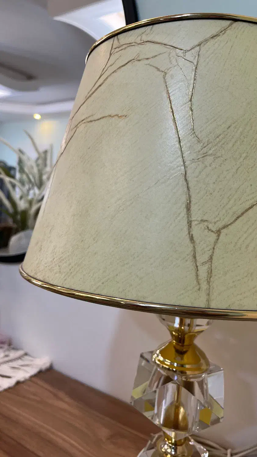 اباژور  پایه برنجی|چراغ خواب و آباژور|قزوین, |دیوار