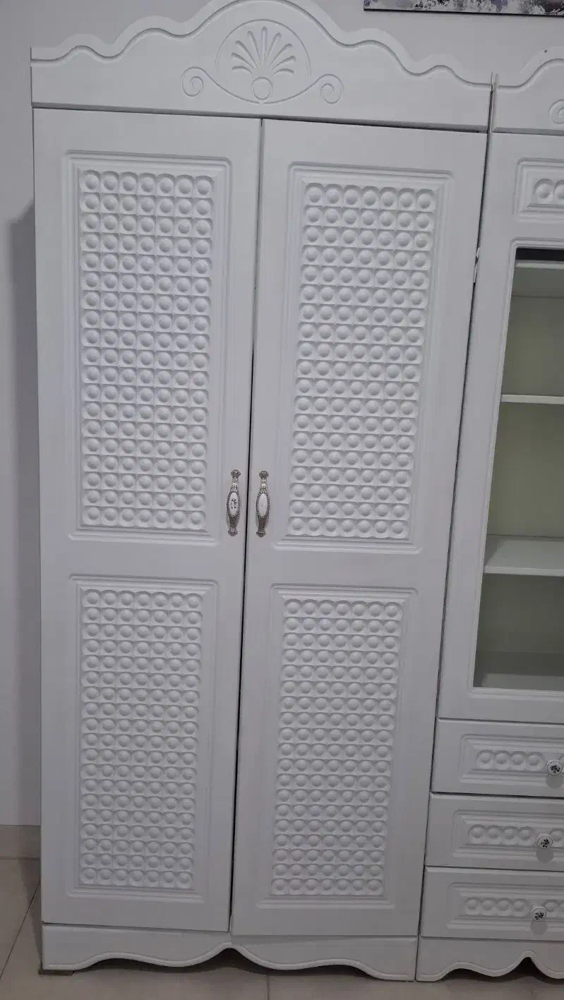 کمد|تخت و سرویس خواب|لاهیجان, بوجایه|دیوار