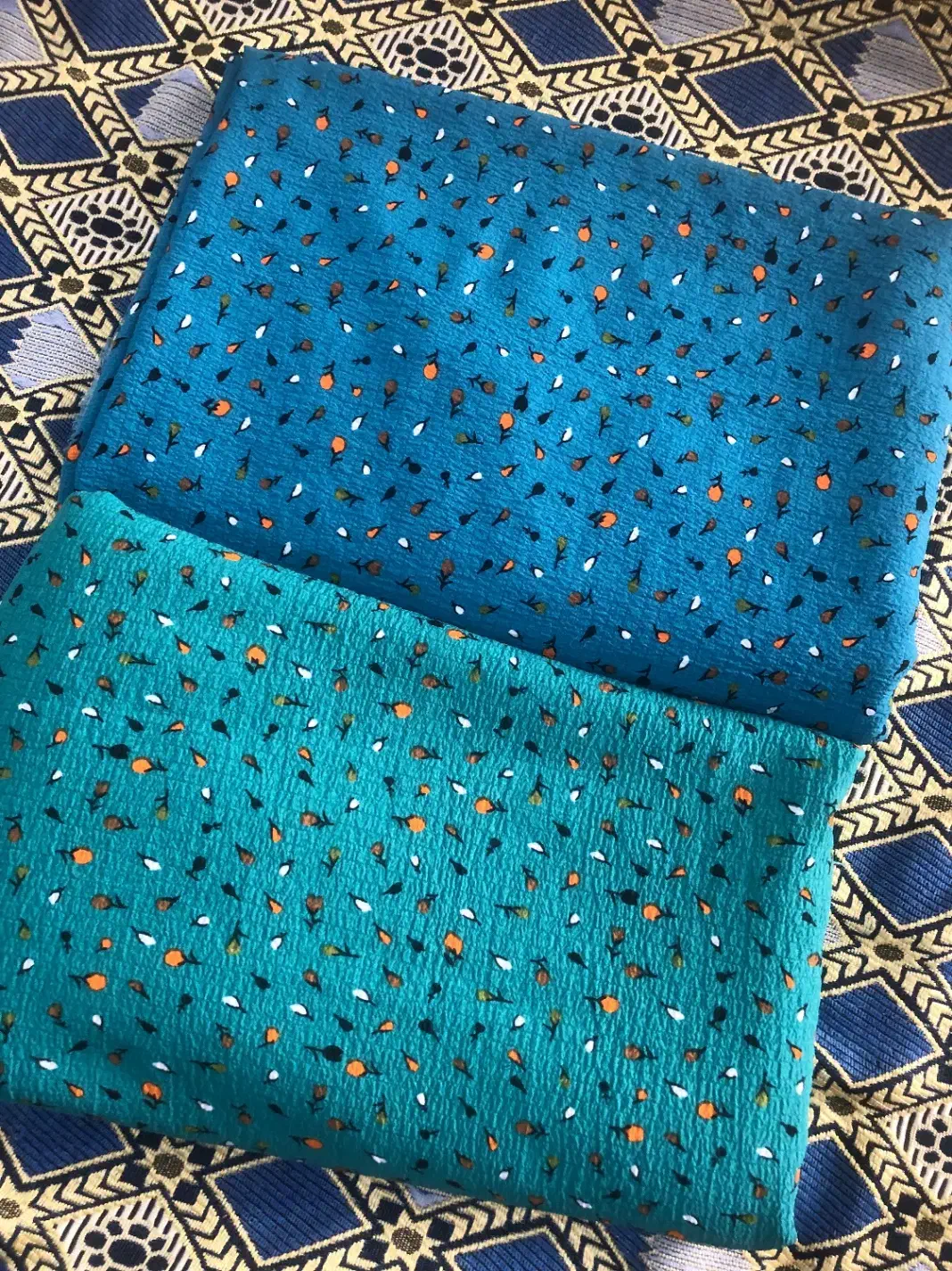 پارچهه|لوازم خیاطی و بافتنی|مهاباد (آذربایجان غربی), |دیوار