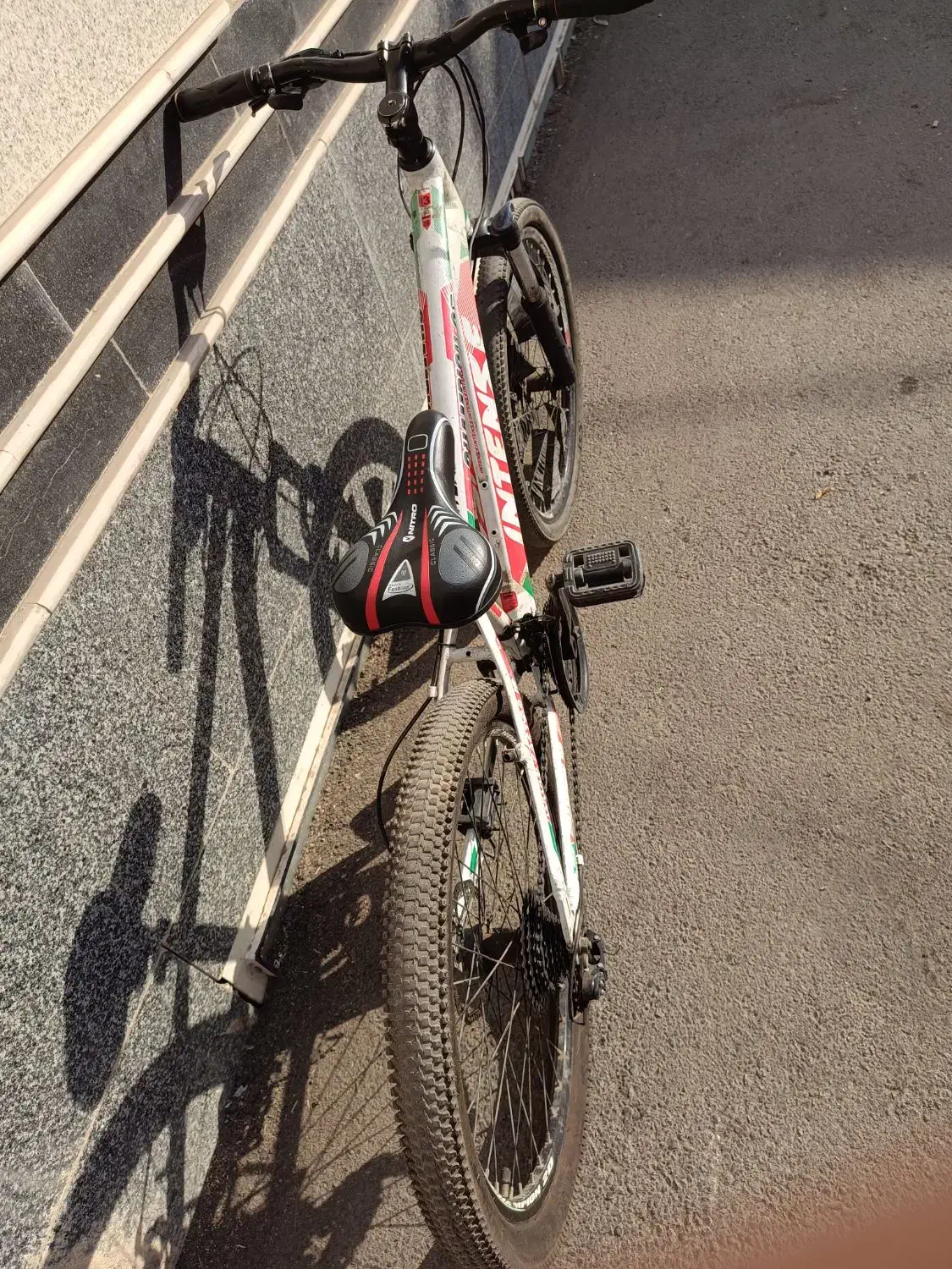 دوچرخه 24 اینچ INTENSE اصل و سالم و آماده استفاده|دوچرخه، اسکیت، اسکوتر|ساوه, |دیوار