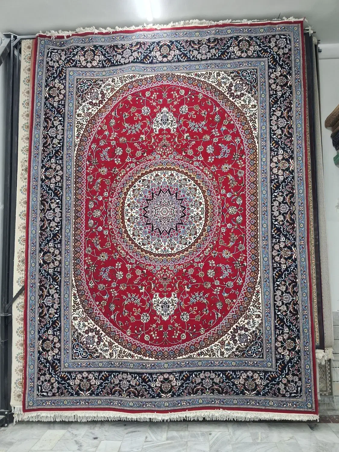 فرش ۱۲ متر تک دسته ۲ مطهری ۱۳|فرش|بیرجند, |دیوار