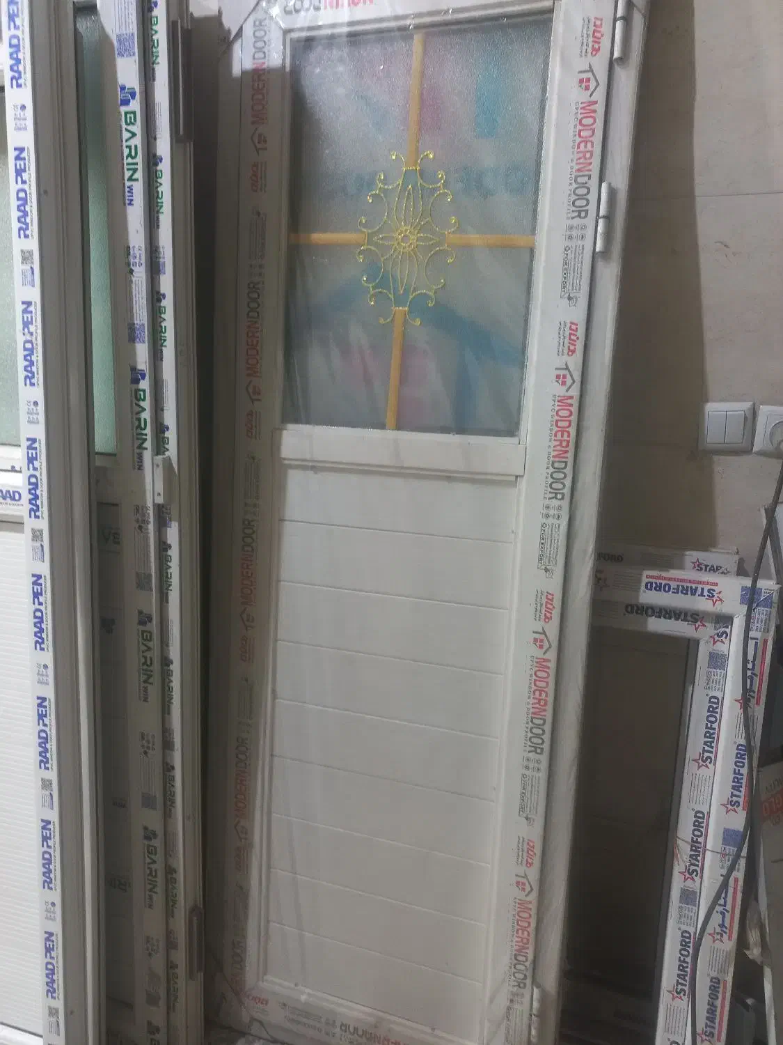 درب|مصالح و تجهیزات ساختمان|قم, شهرک فاطمیه|دیوار