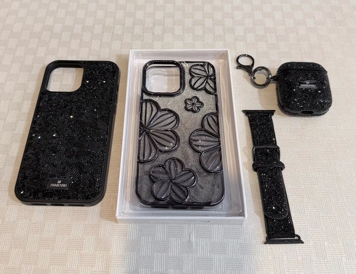 قاب ایفون ۱۳ سوارسکی|لوازم جانبی موبایل و تبلت|تهران, یاخجی آباد|دیوار