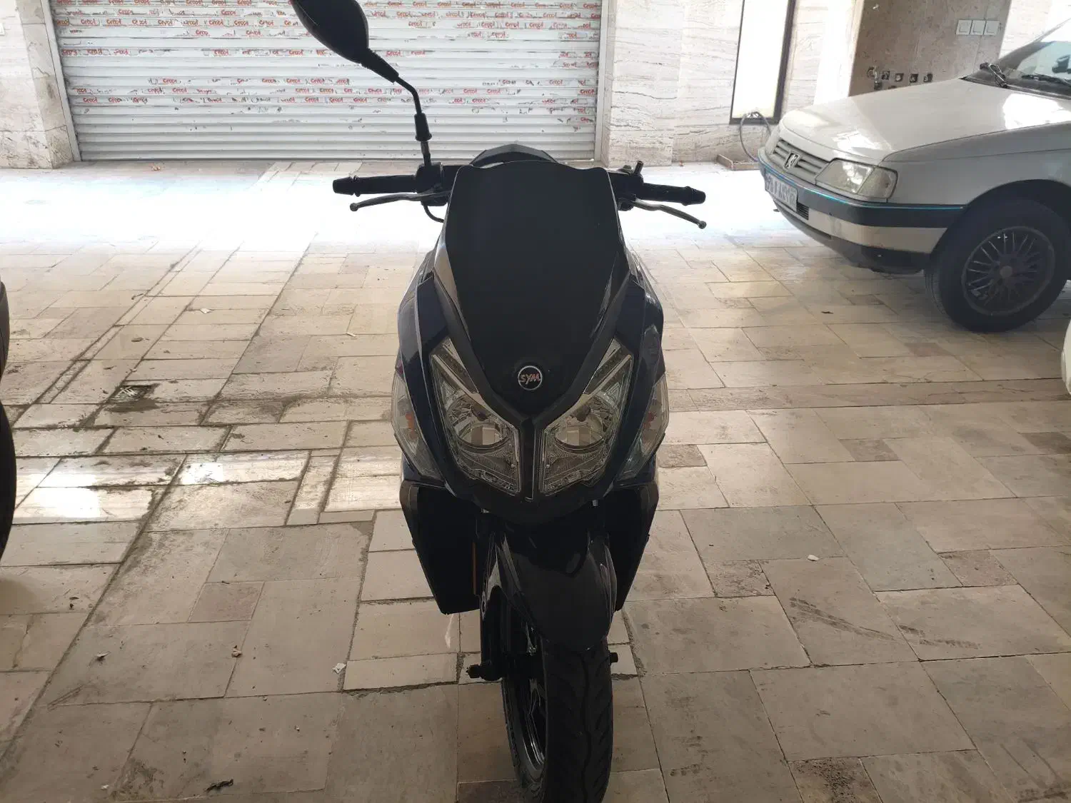 j 200 مدل 1401|موتورسیکلت|تهران, شهرک ولیعصر جنوبی|دیوار