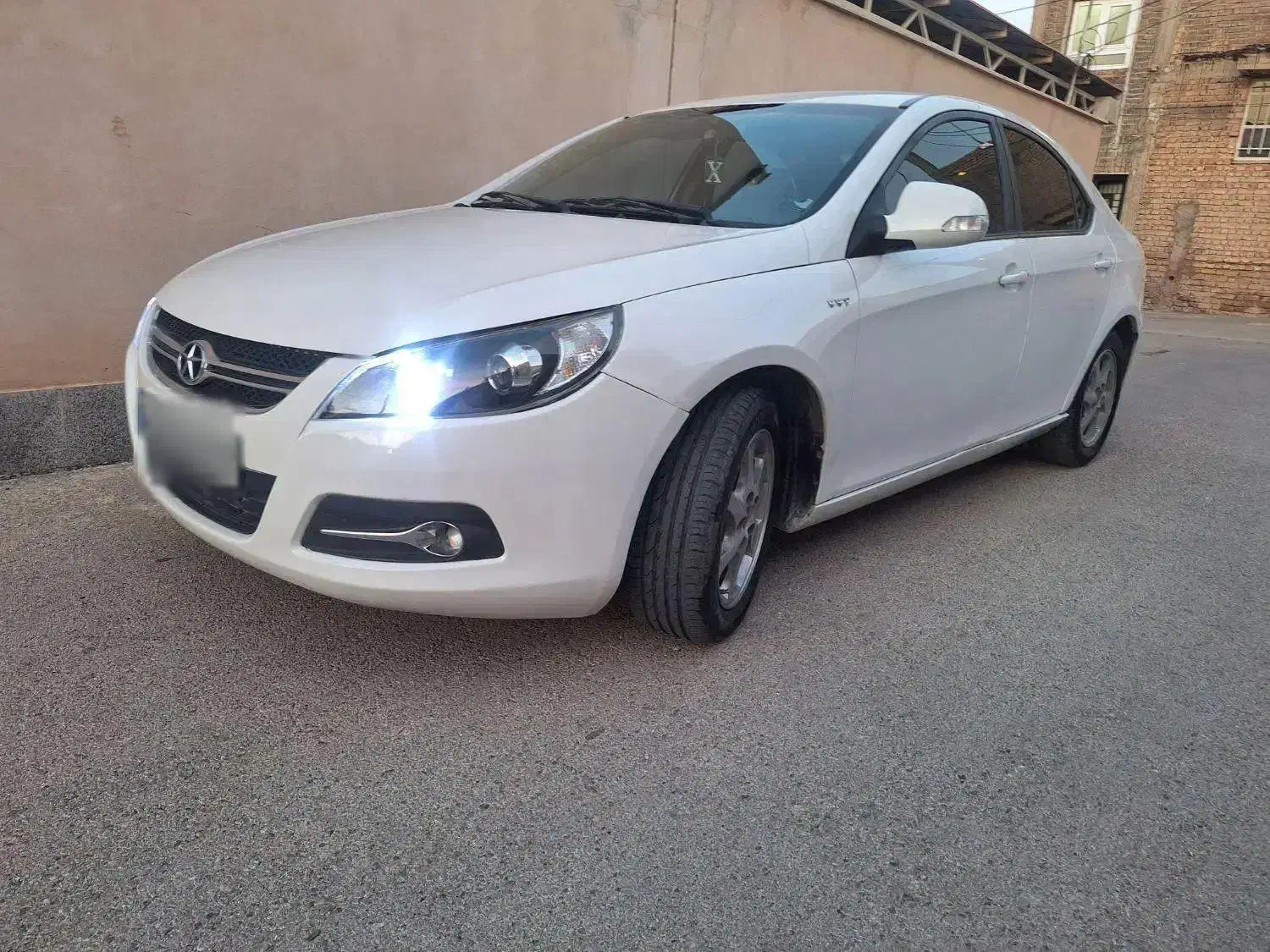 جک j5|خودرو سواری و وانت|زرقان, |دیوار