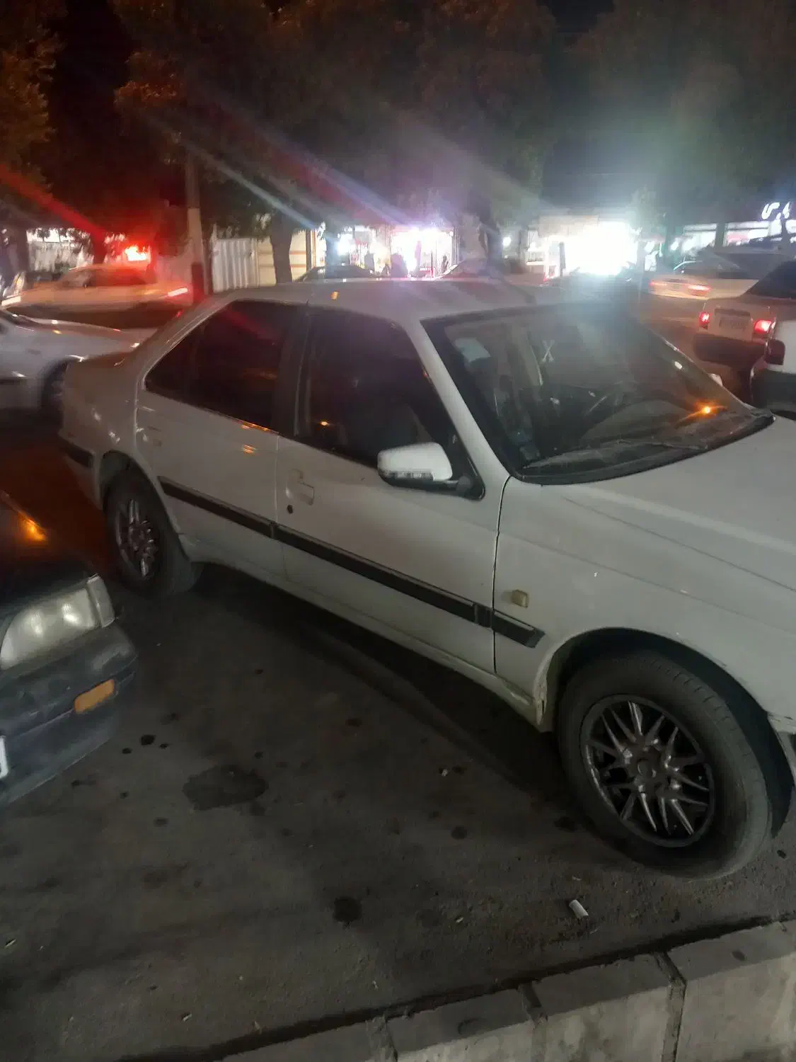 پژو پارس|خودرو سواری و وانت|نورآباد, |دیوار