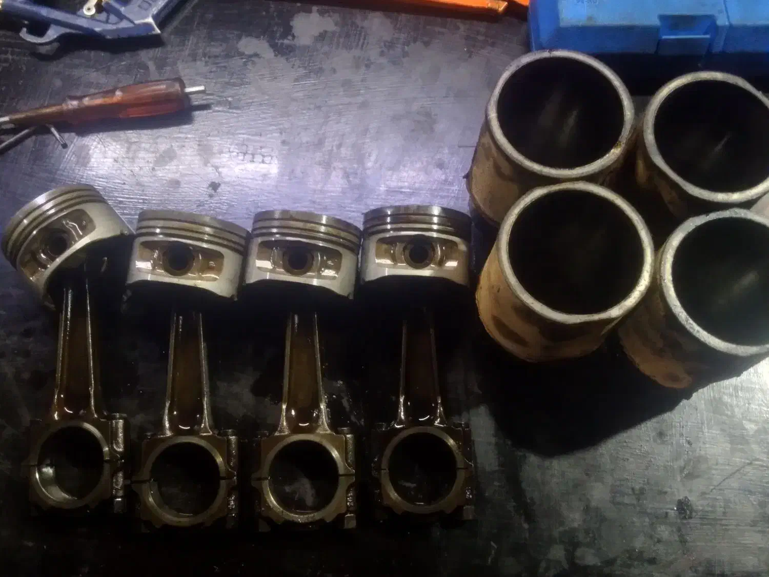 لوازم موتوری پژو و بلوکه سیلندر|قطعات یدکی و لوازم جانبی|رشت, بیجارپس|دیوار