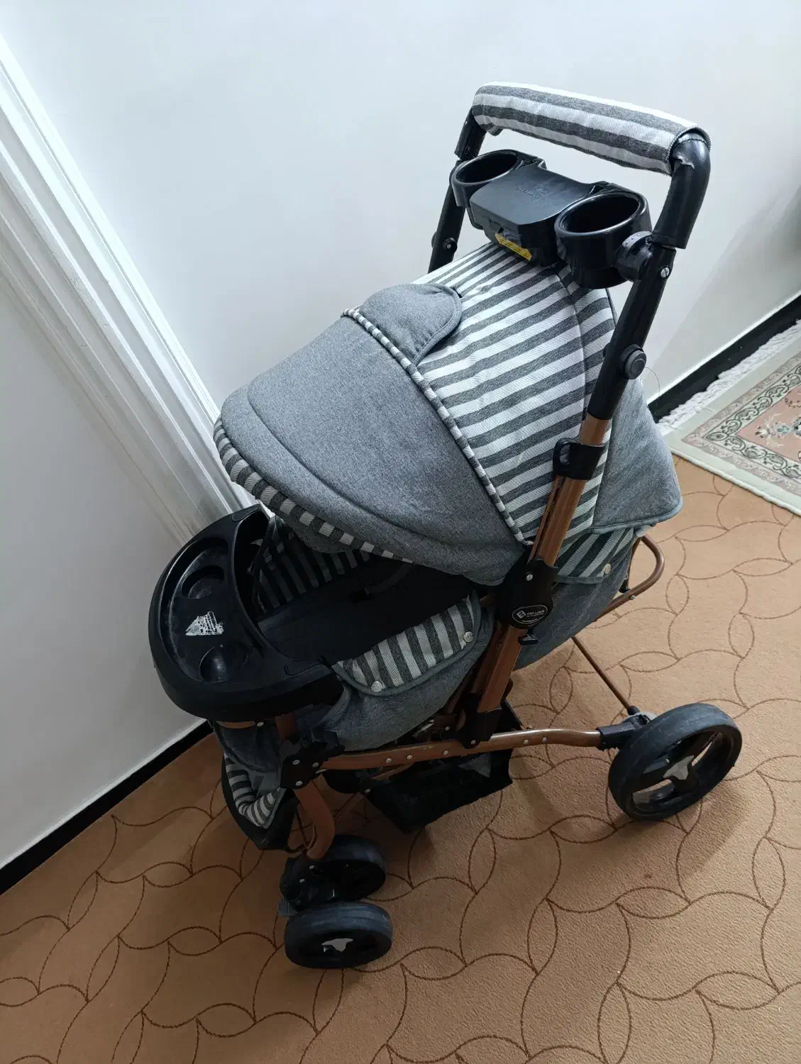 کالسکه.در حدنو.اسپرت|کالسکه و لوازم جانبی|فولادشهر, B7|دیوار