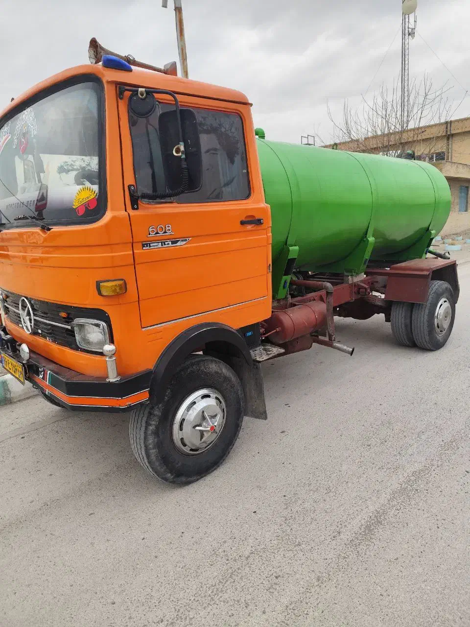 خاور ۶۰۸ مدل ۶۲|خودرو سنگین|فلاورجان, |دیوار