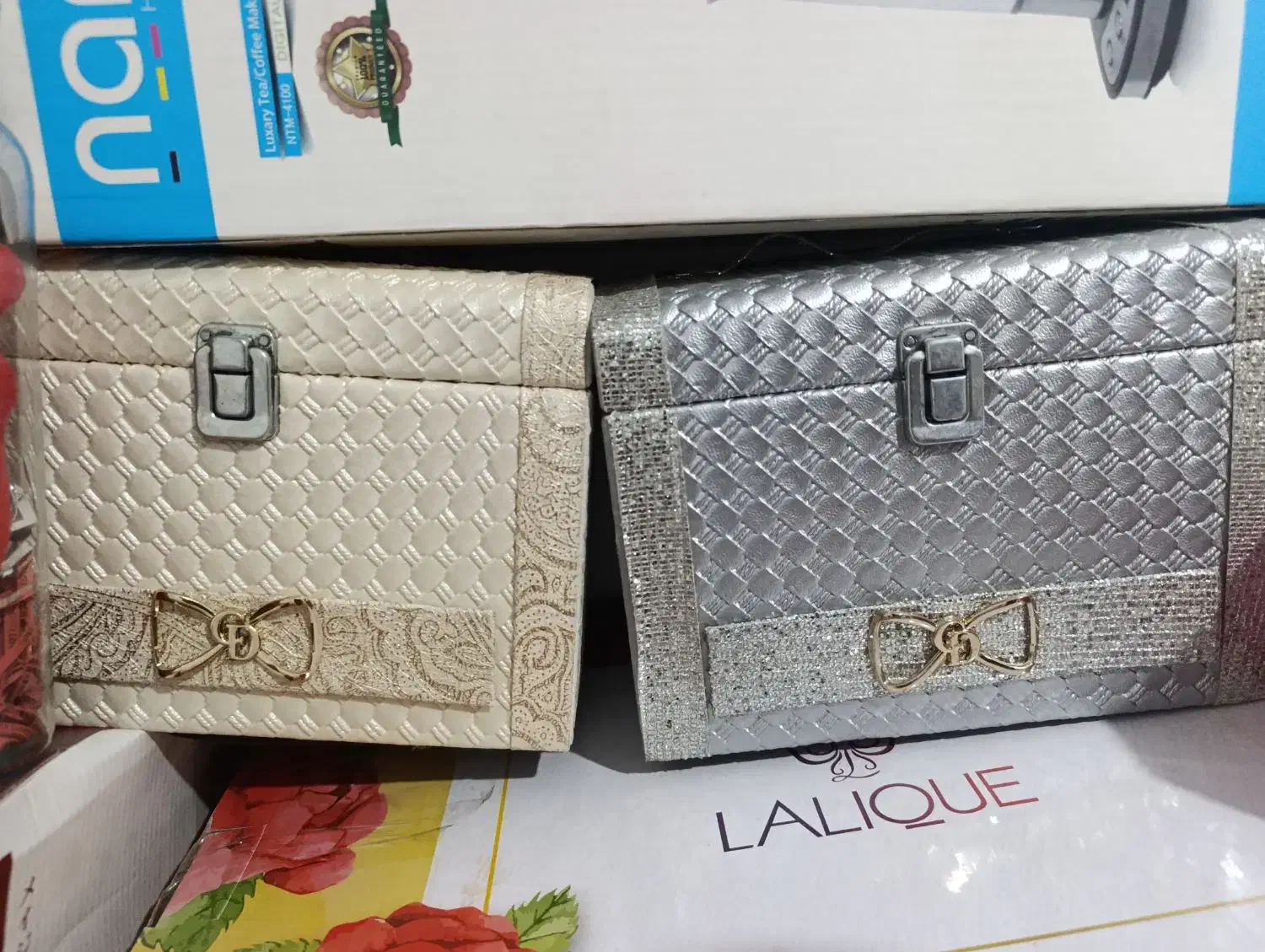 ست حوله وچمدان عروس|آرایشی، بهداشتی، درمانی|زنجان, |دیوار