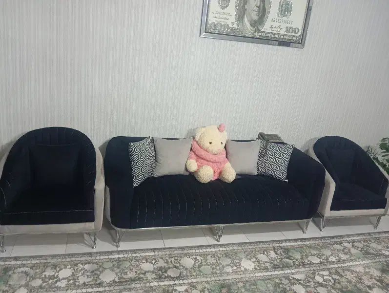 مبل|مبلمان خانگی و میز عسلی|پرند, فاز ۱|دیوار