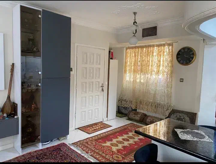 ۷۵متری/۲خواب/بهار شرقی/رهن کامل