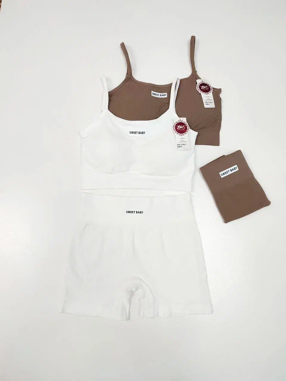 ست باشگاهی|لباس|پرند, فاز ۵|دیوار